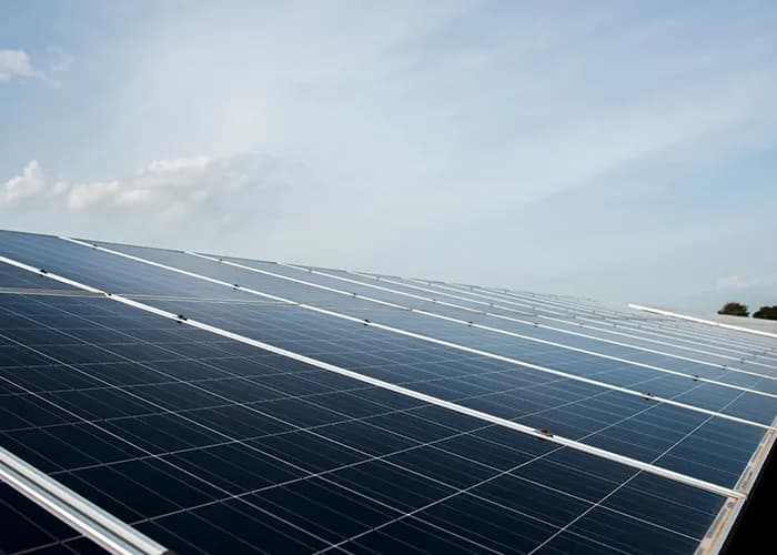 Rooftop on-grid solar panel installation
